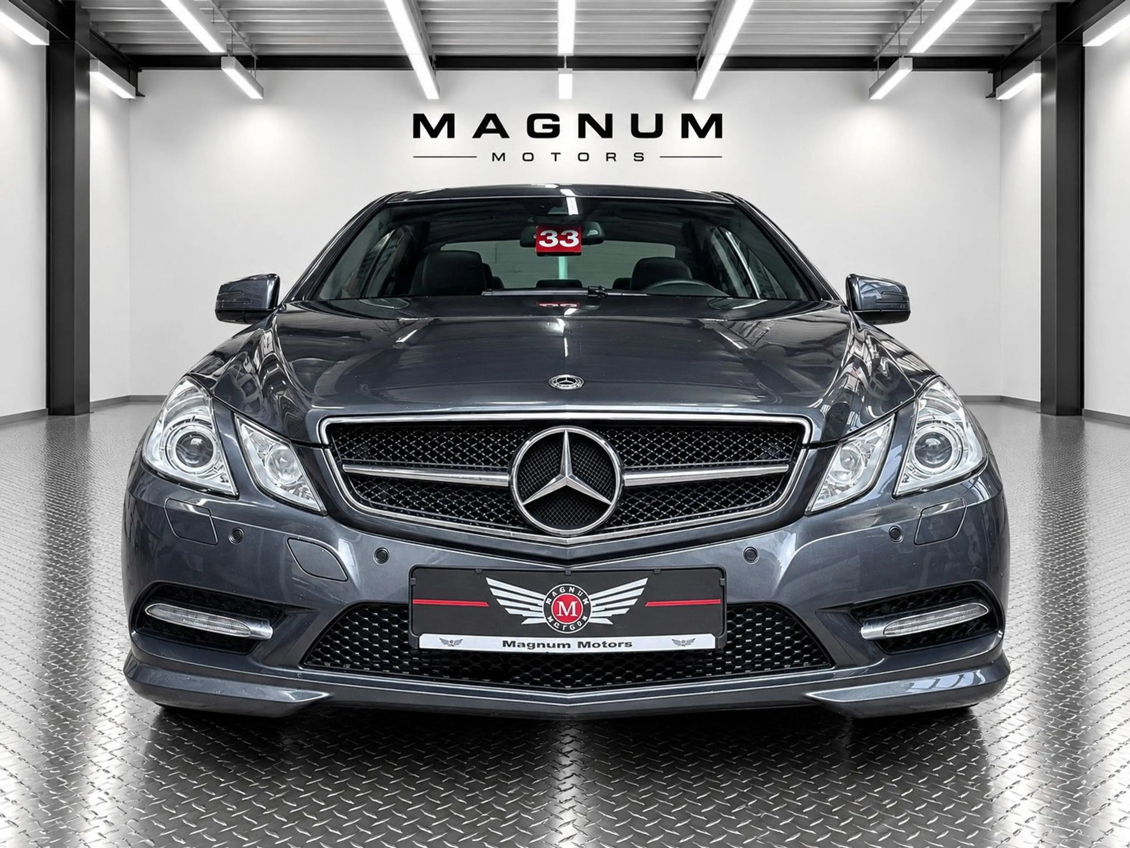 Mercedes-Benz E 250 E250 CGI A M G *Aut.*Leder*Bi-Xenon*PDC* — photo 8