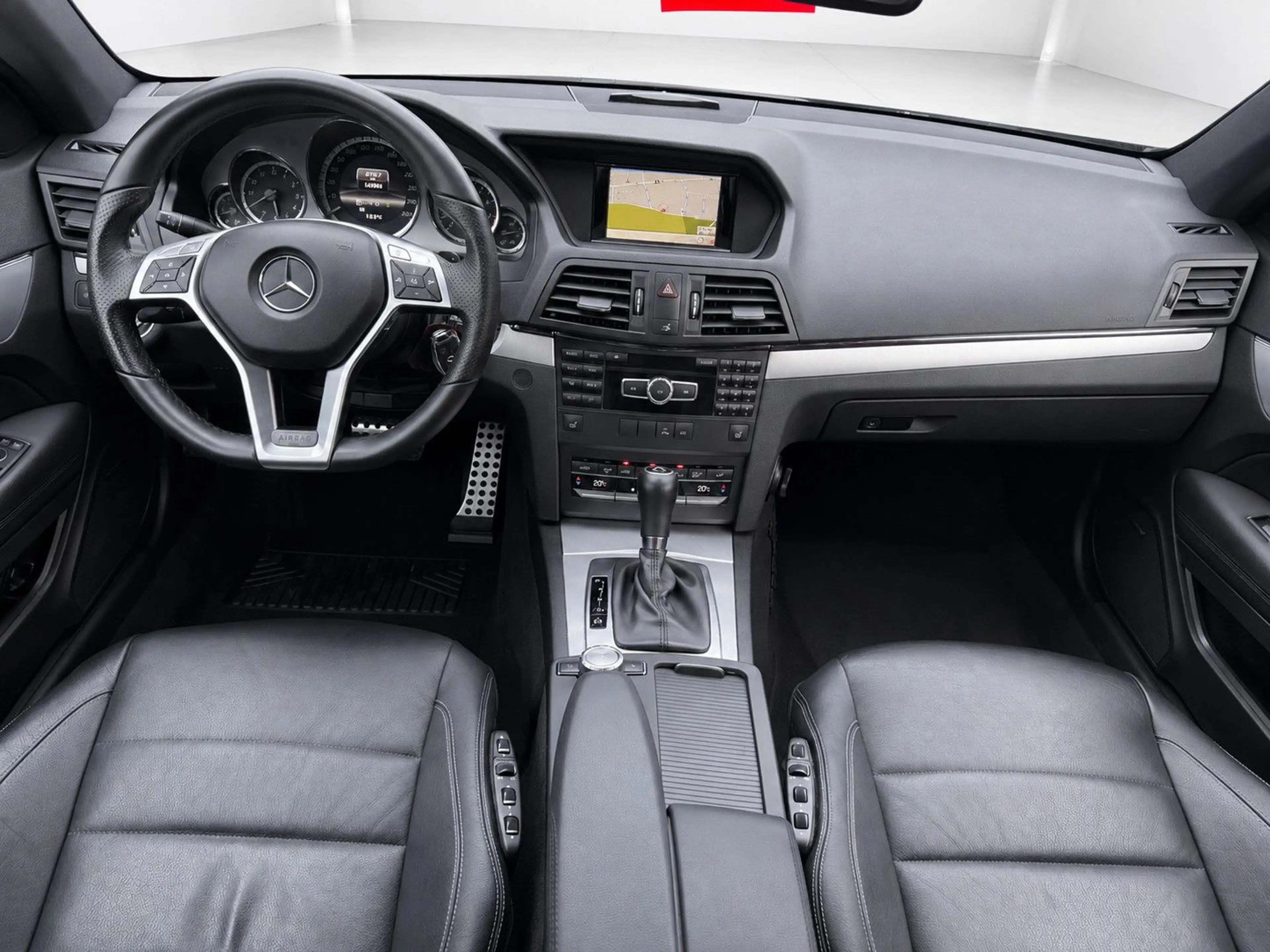 Mercedes-Benz E 250 E250 CGI A M G *Aut.*Leder*Bi-Xenon*PDC* — photo 13
