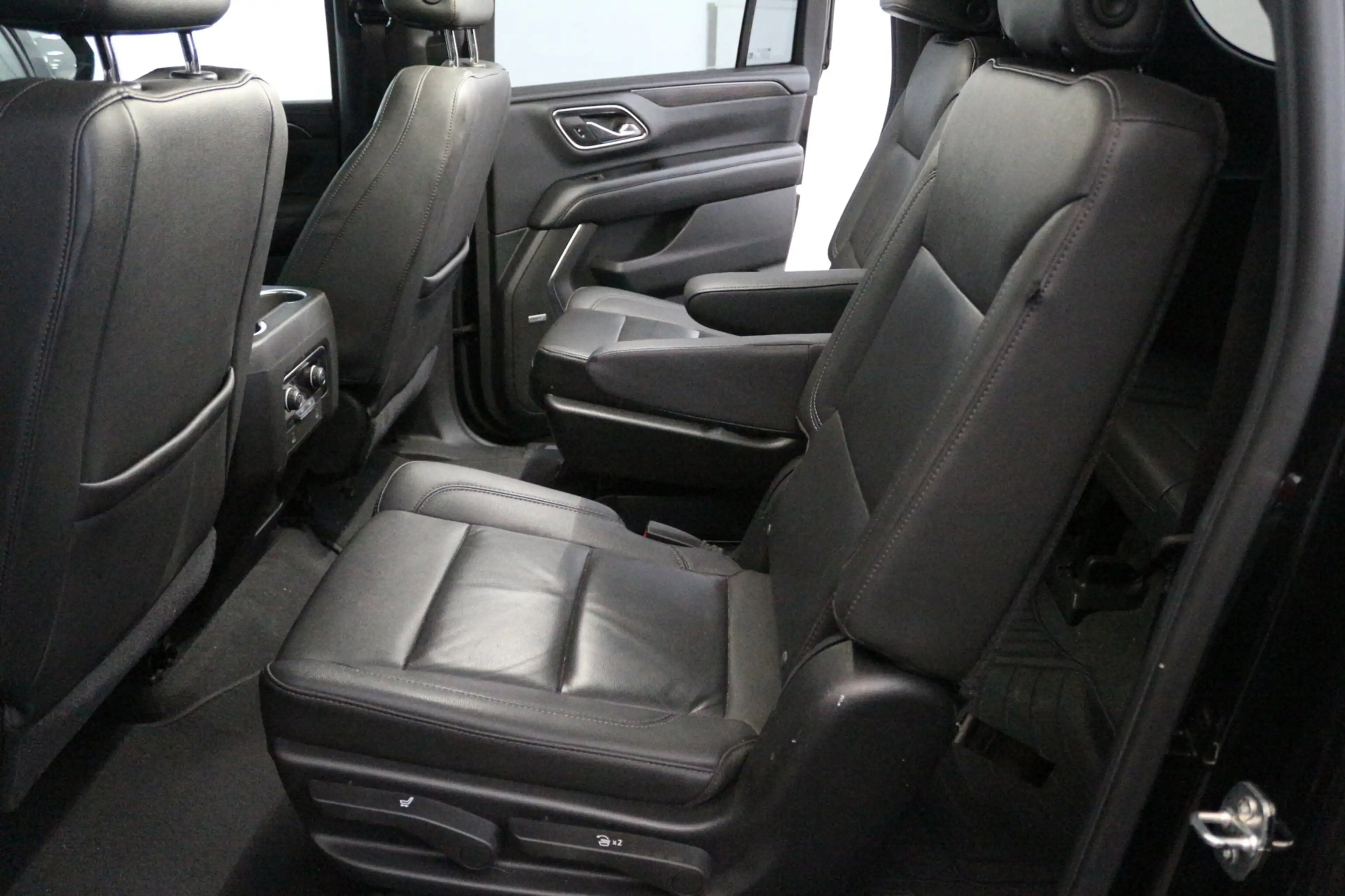 Chevrolet Suburban USA NIEUW MODEL , AMERIKAANSE TITEL, INVOER BETAAL — photo 12