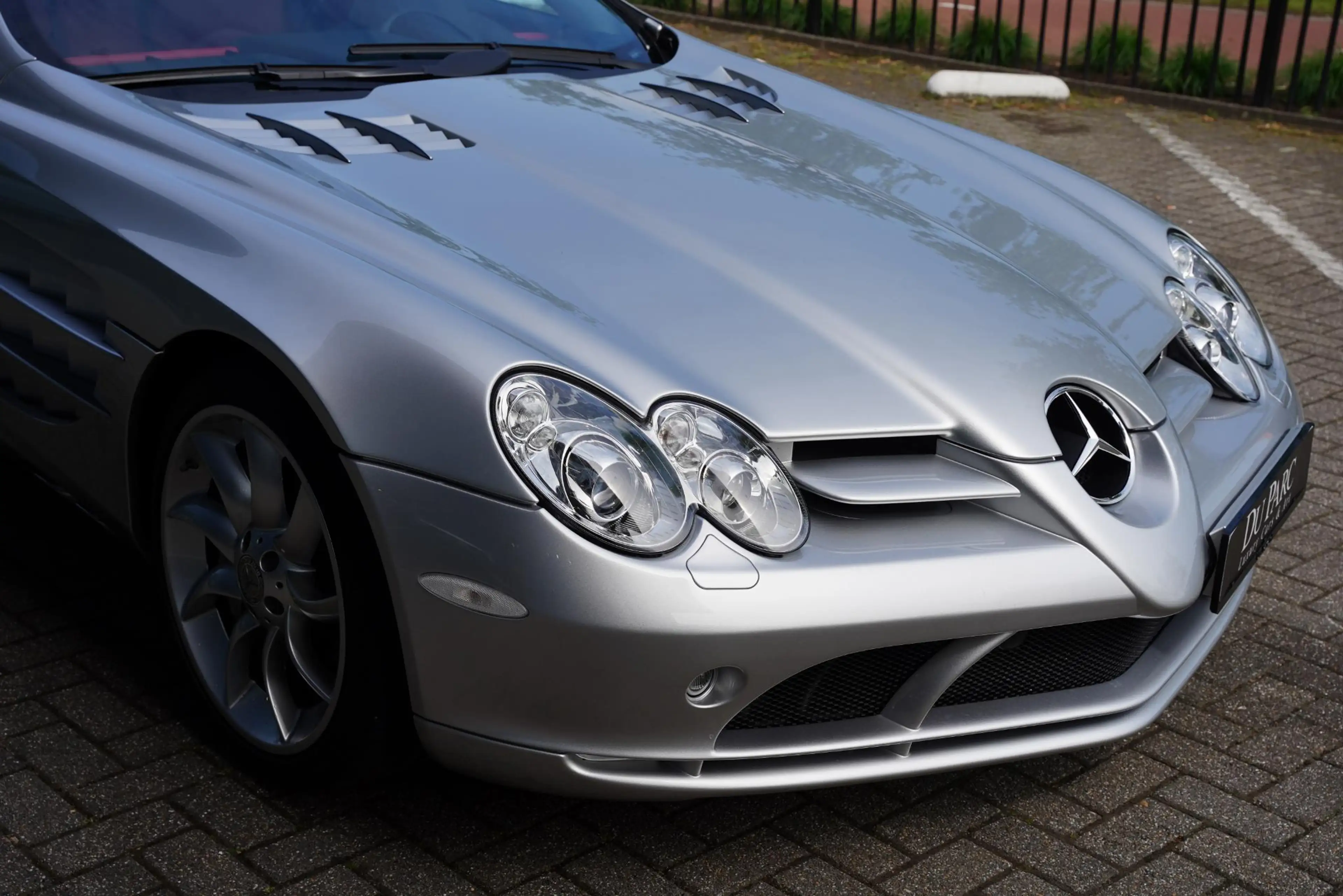 Mercedes-Benz SLR 5.4 V8 McLaren — photo 18