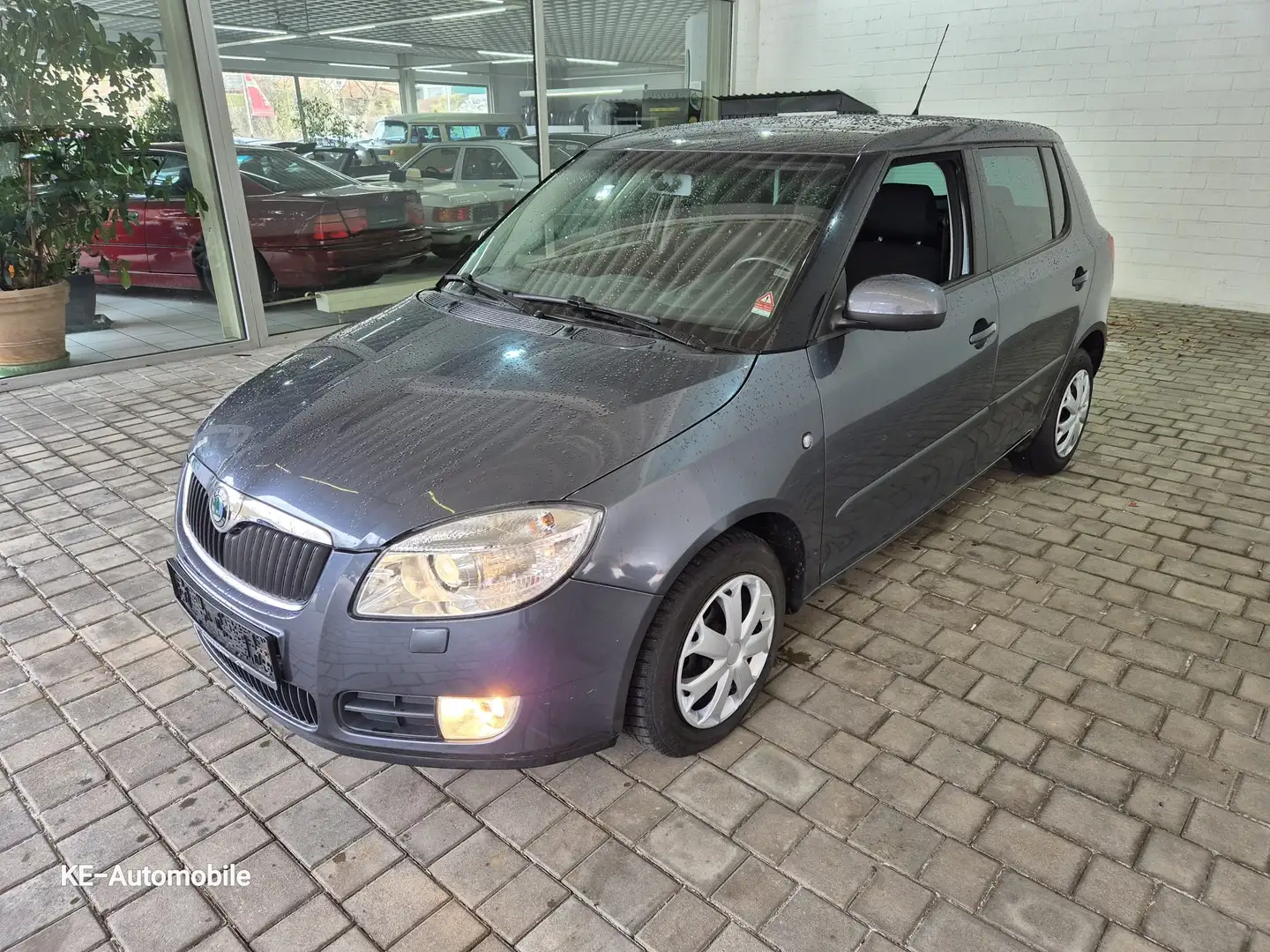 Skoda Fabia 1.4 16V Ambiente Grigio - 1