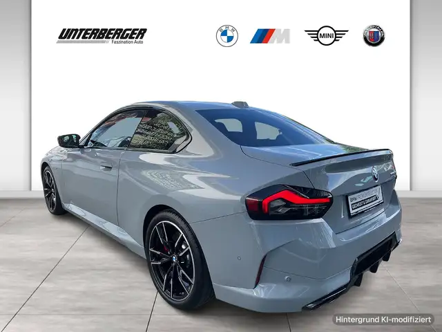 BMW 2 Series view 4