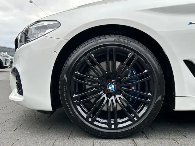 BMW M view 9