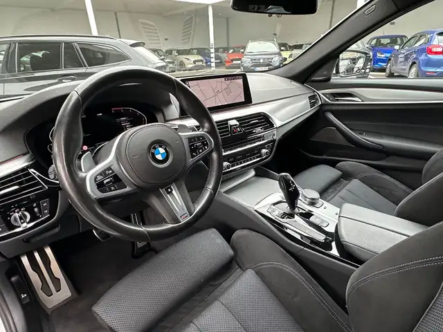 BMW M view 11
