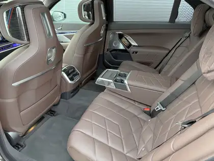Annonce voiture d'occasion BMW i7 - CARADIZE