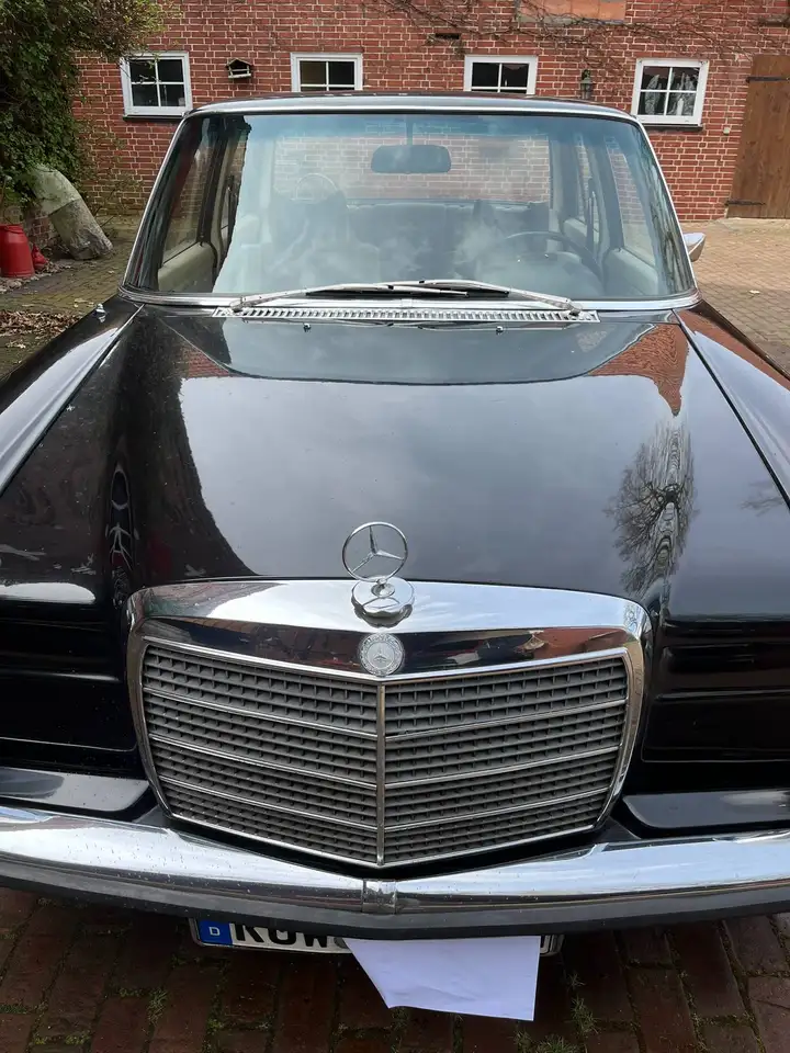 Mercedes-Benz 200 W115, foto 7