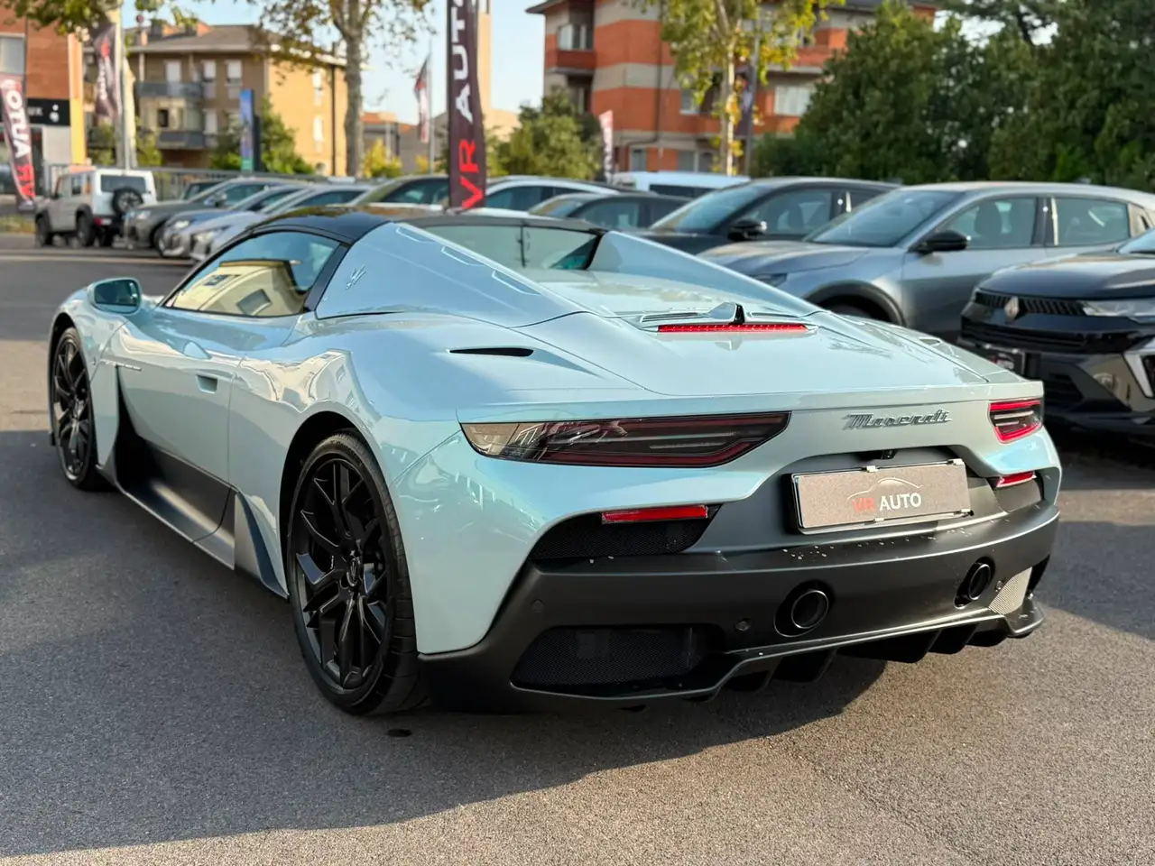 Maserati MC20 2025