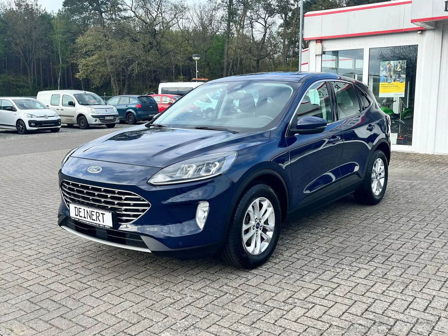 Ford Kuga neues Model /Titanium/AHK Blau - 1