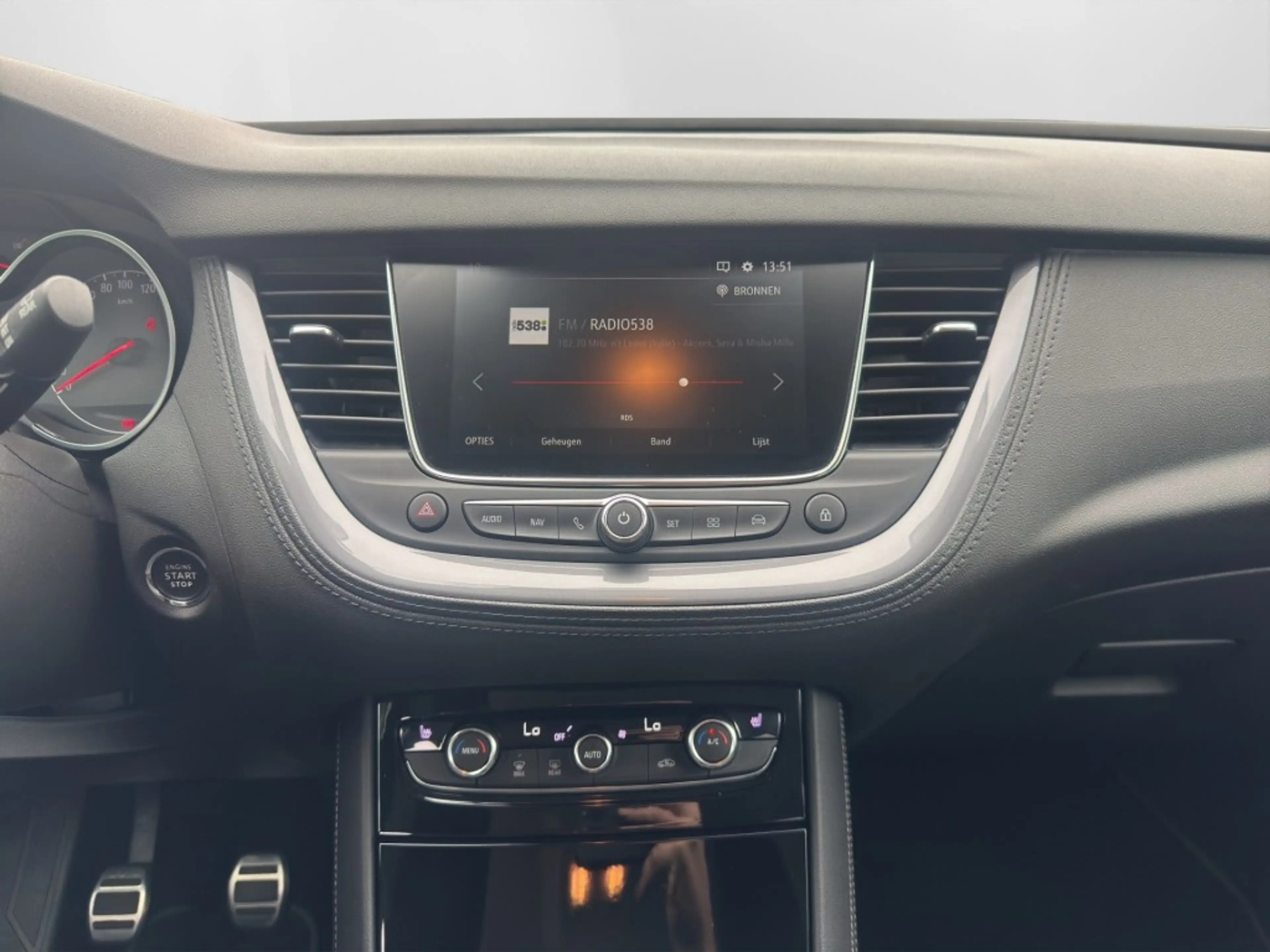 Opel Grandland X 1.2 TURBO INNOVATION,Trekhaak, Carplay, Camera — photo 15