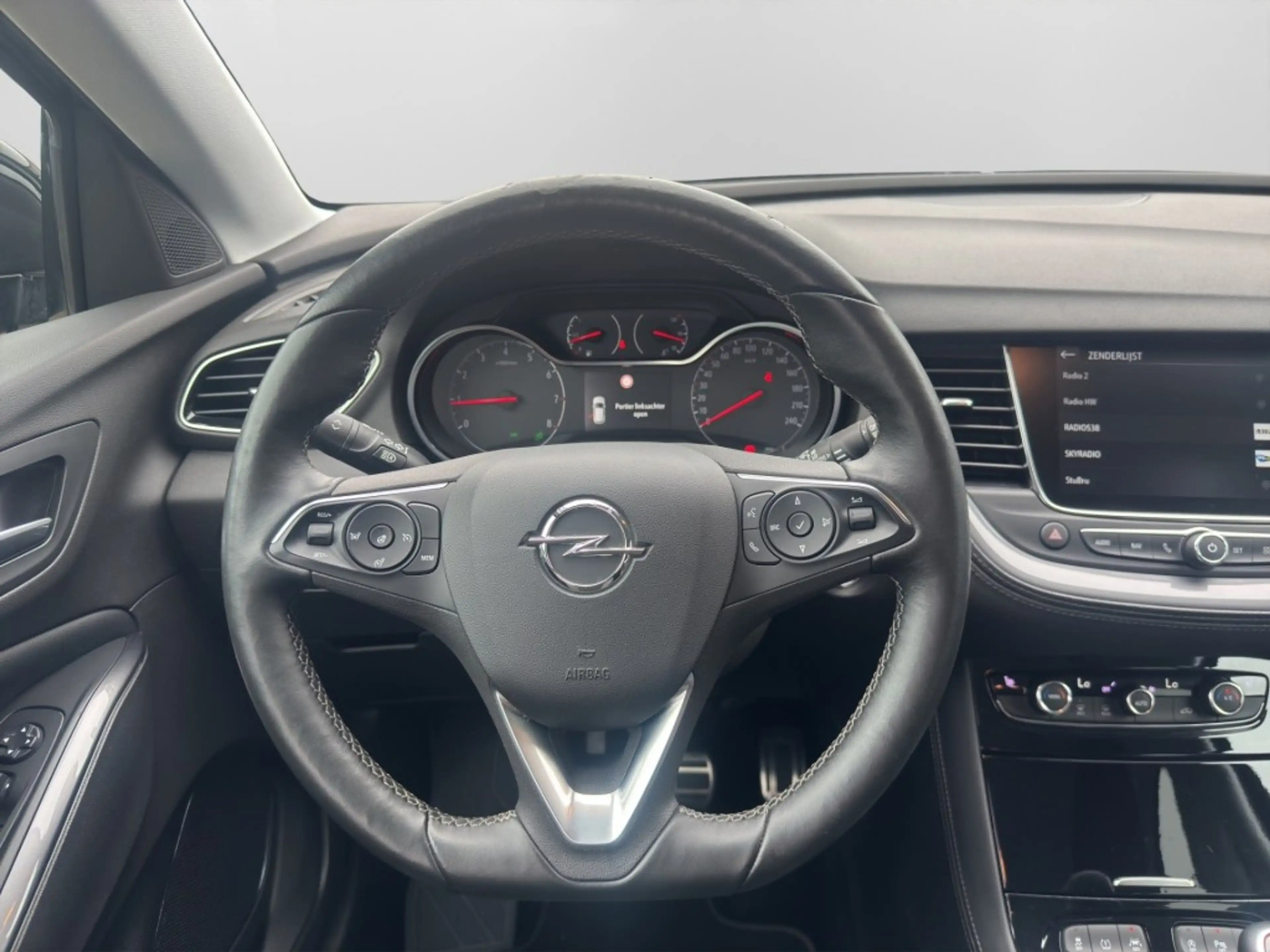 Opel Grandland X 1.2 TURBO INNOVATION,Trekhaak, Carplay, Camera — photo 10