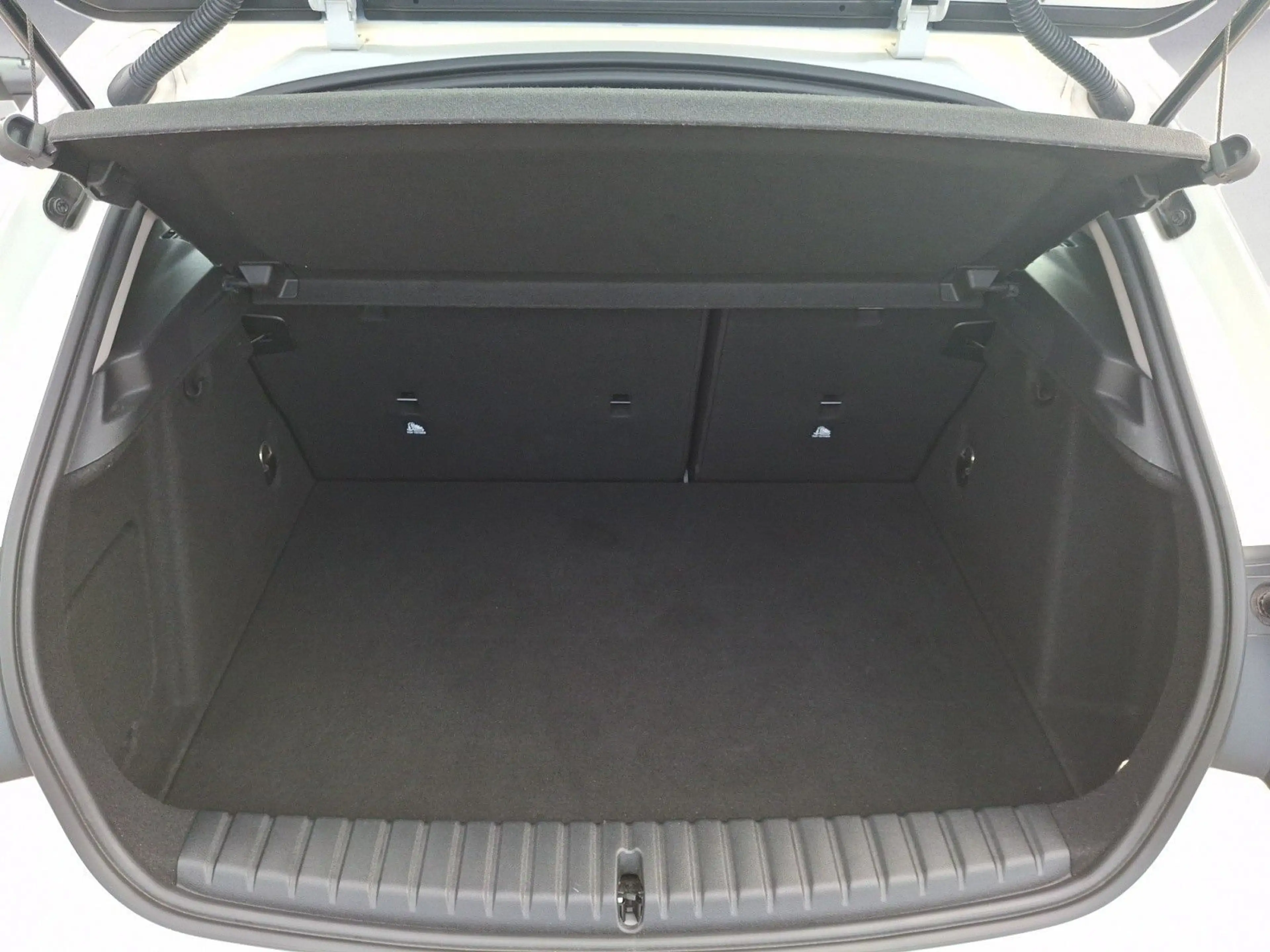 BMW 118 i Sport Line Klimaaut. Sportsitze PDC — photo 15