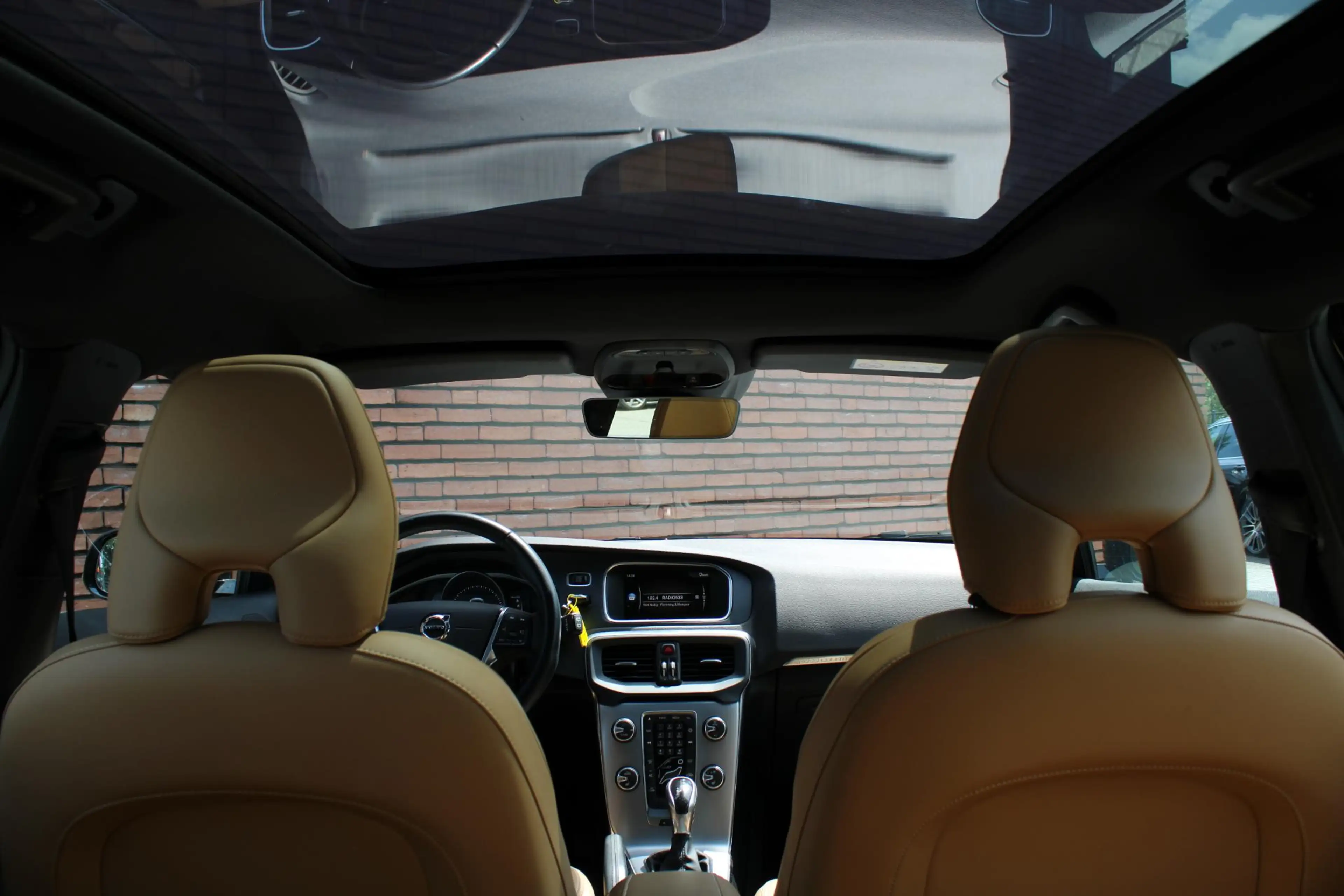 Volvo V40 Cross Country 1.5 T3 Nordic+ | Panoramadak | Elektrisch verstelb — photo 10