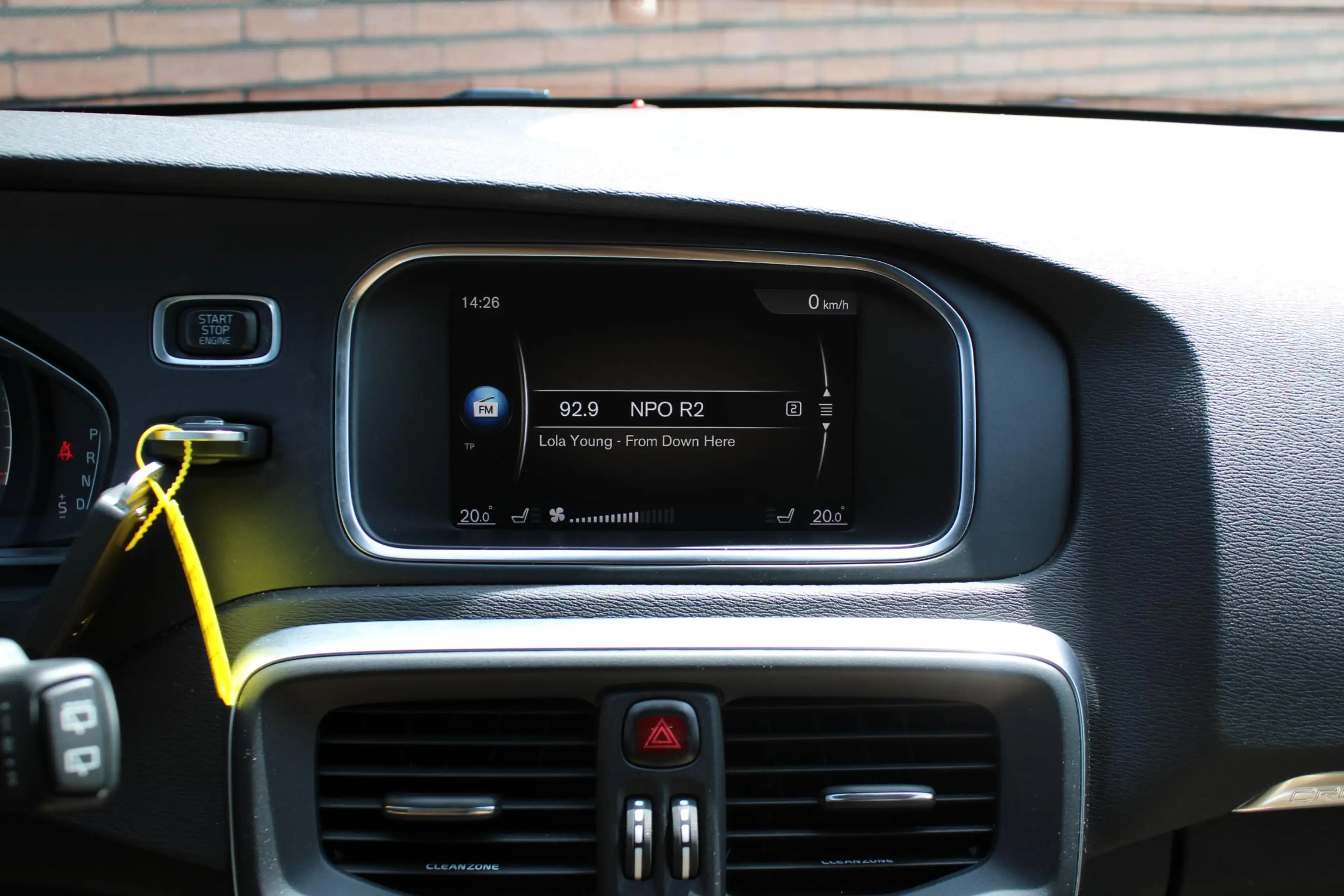 Volvo V40 Cross Country 1.5 T3 Nordic+ | Panoramadak | Elektrisch verstelb — photo 11