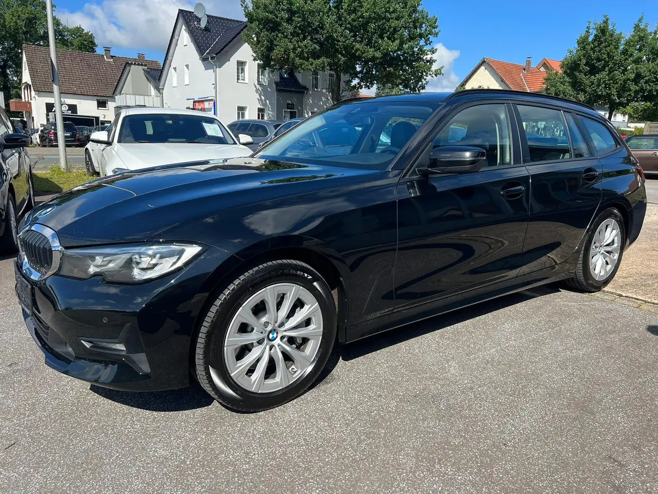 BMW 330
