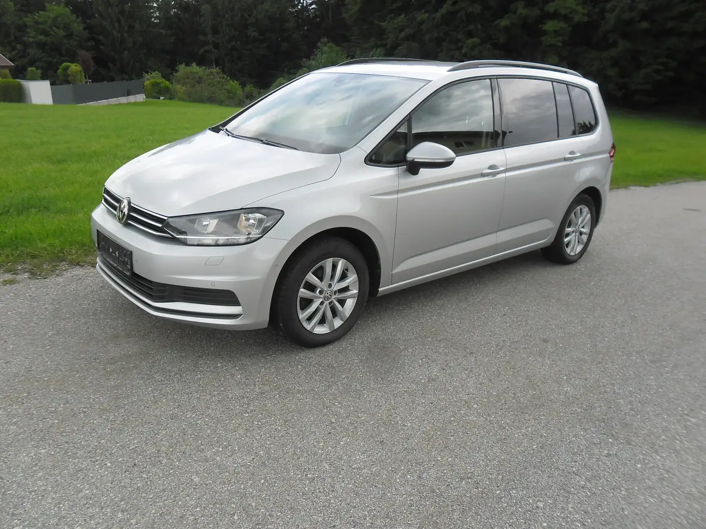 Volkswagen Touran Comfortline BMT/Start-Stopp Silber - 1