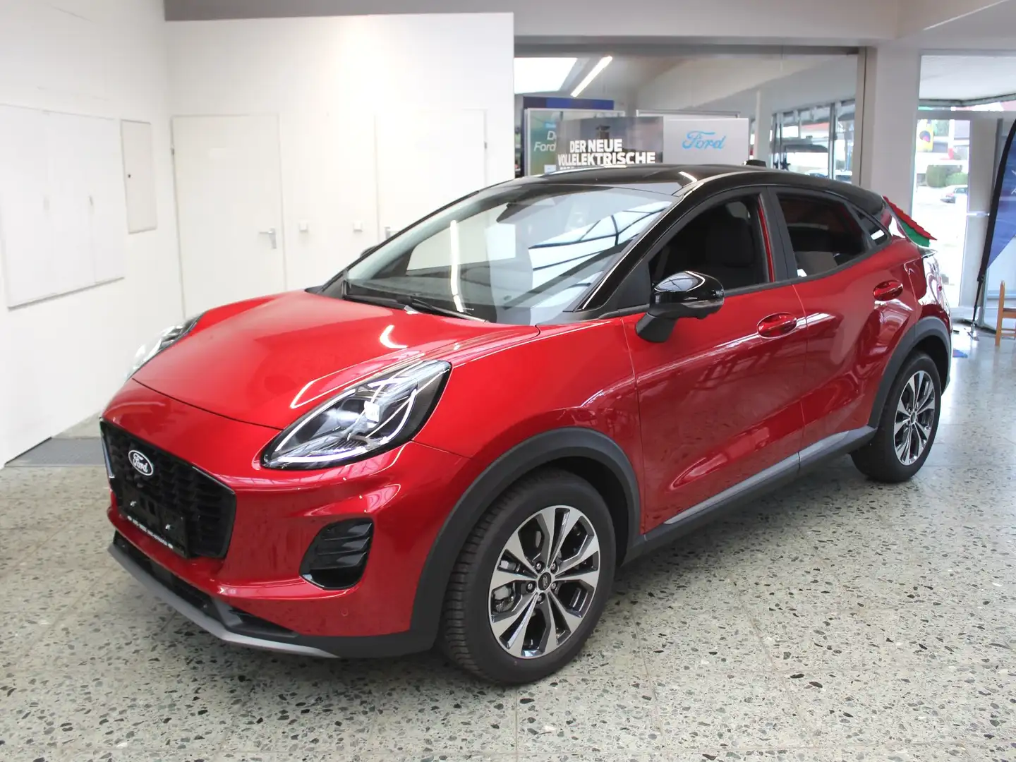 Ford Puma Titanium Roşu - 2