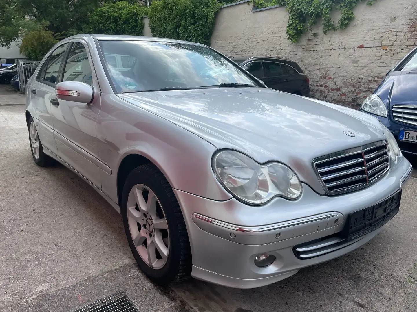 Mercedes-Benz C 200 Kompressor Automatik Classic LPG Argent - 2