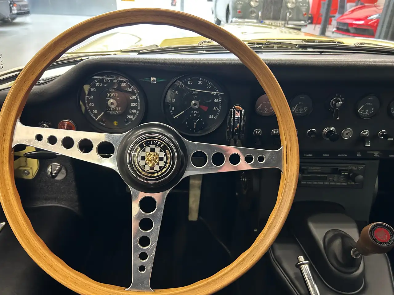 Jaguar E-Type 4.2 Coupe, foto 11
