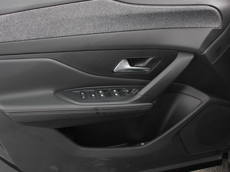 Peugeot 408 1.2 PureTech Allure 130 pk Automaat | Navigatie Ap — photo 13