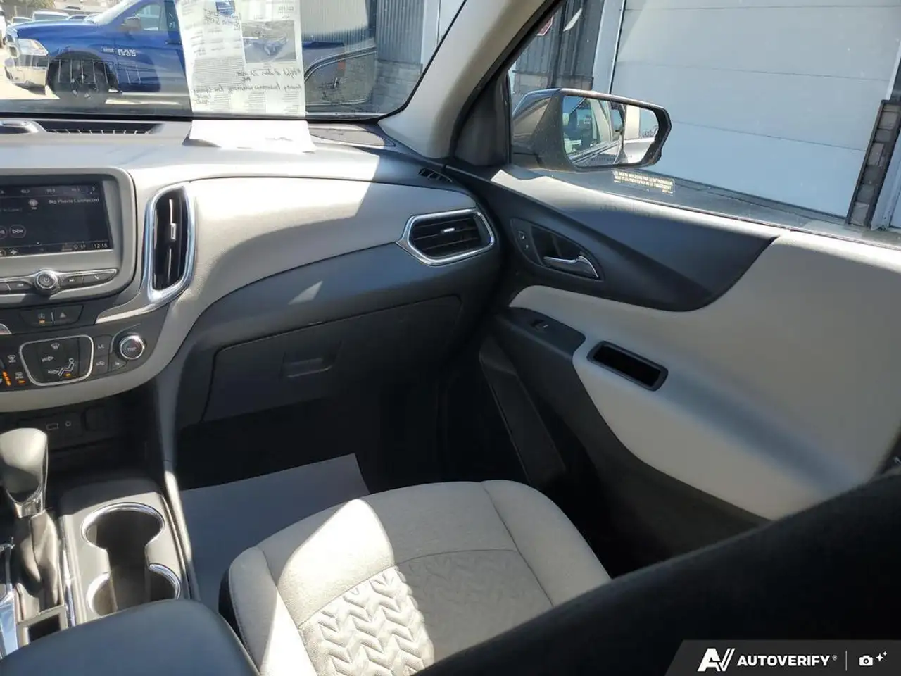 Chevrolet Equinox снимка Chevrolet Equinox
