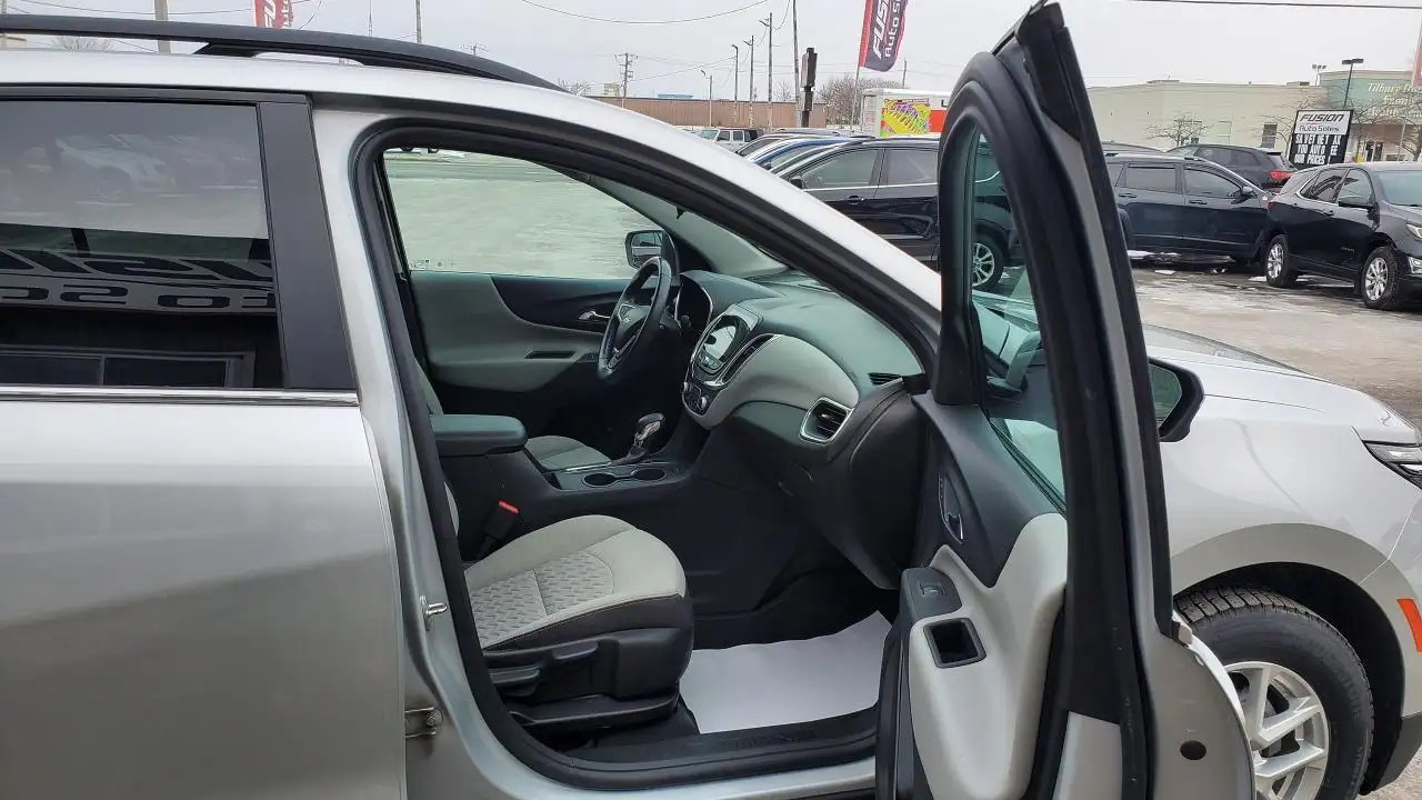 Chevrolet Equinox снимка Chevrolet Equinox