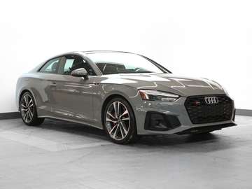3.0T TECHNIK QUATTRO //BLACK OPTICS//