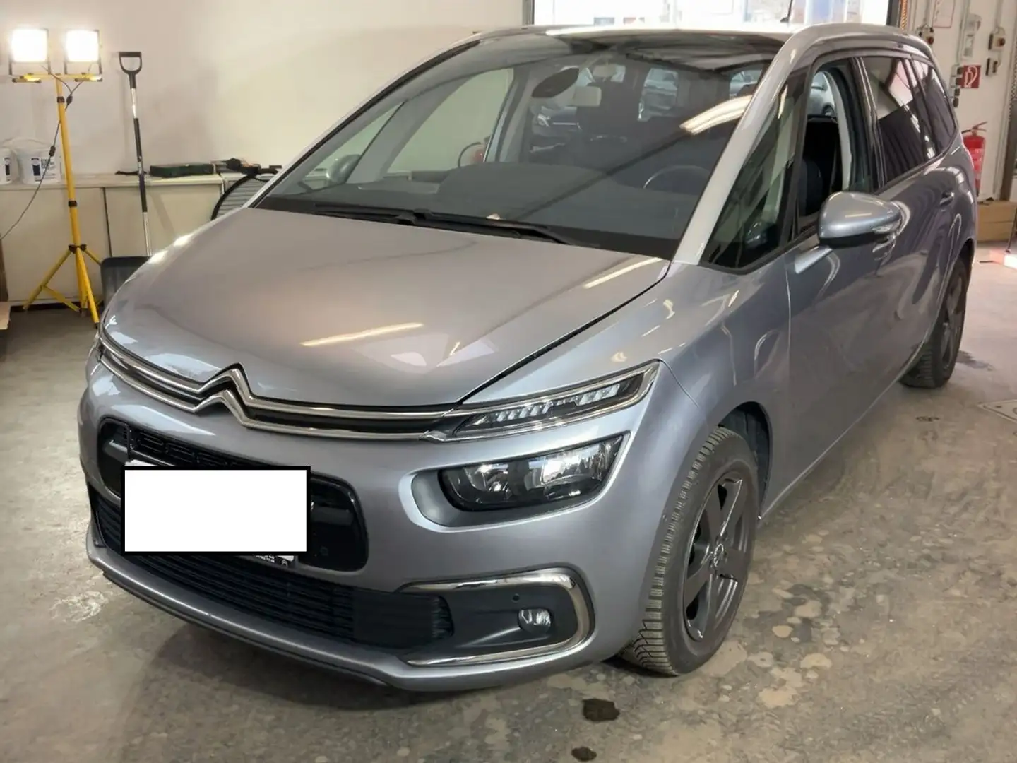 Citroen Grand C4 Picasso 7 SITZE NAVI KLIMA SHZG PDC LMF Grau - 1