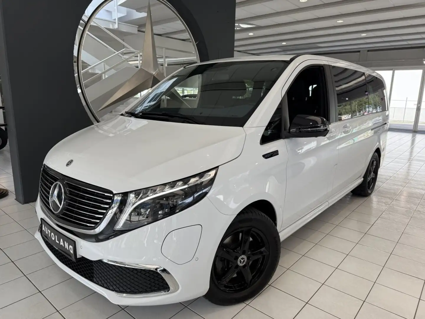 Mercedes-Benz EQV 300 lang Mwst. ausweisbar! Weiß - 2