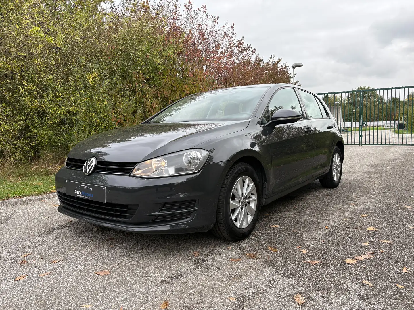 Volkswagen Golf 1.2 TSI BMT Trendline - Garantie / Ohb / PDC Gris - 1