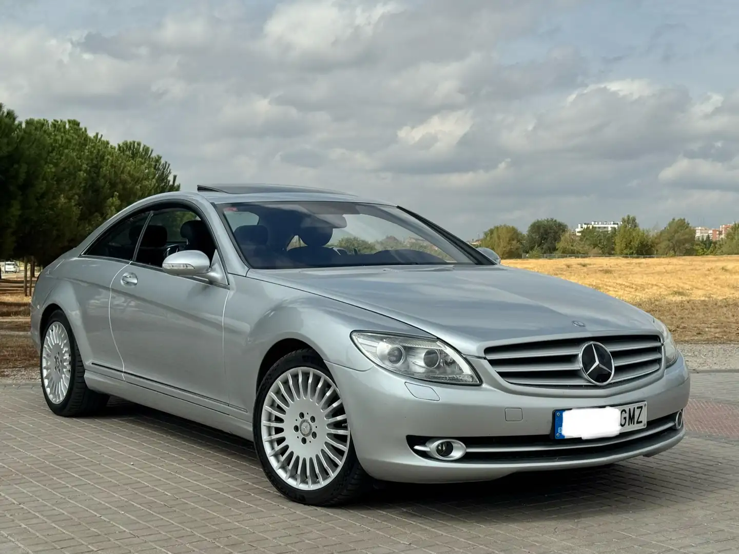 Mercedes-Benz CL 500 Aut. Plateado - 2