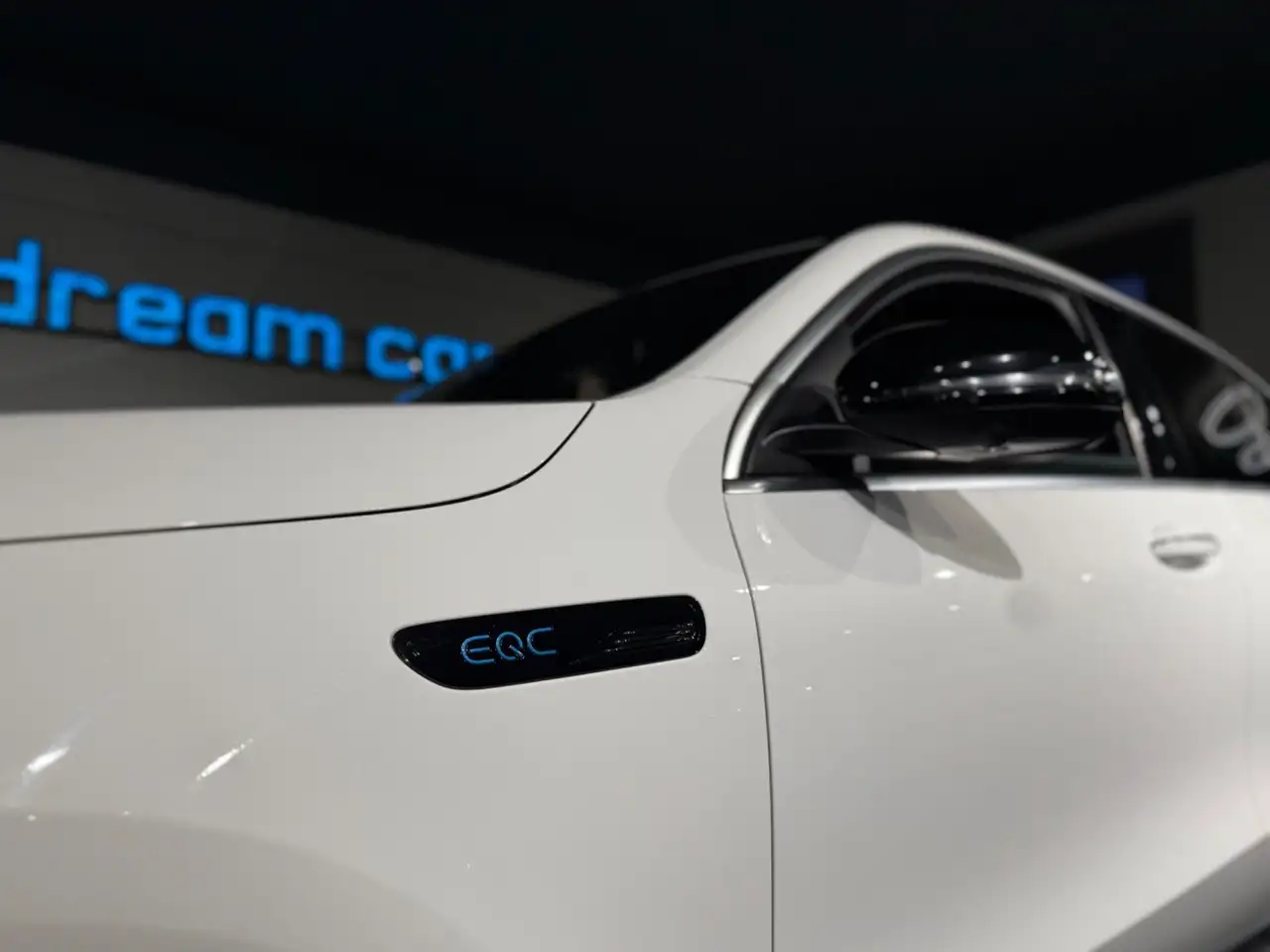 Mercedes-Benz EQC 400 4MATIC 80kWh Aut. Bild 15