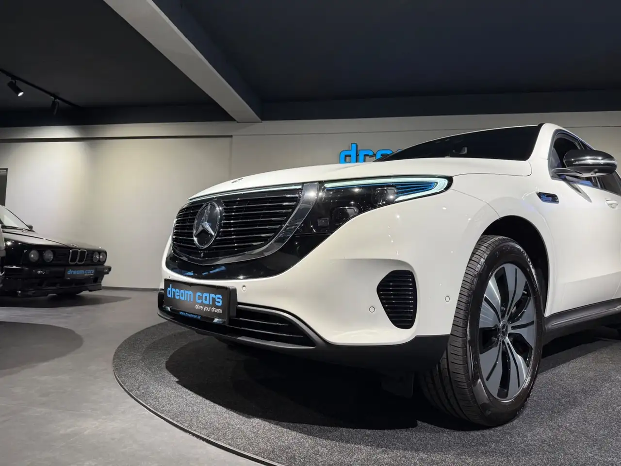 Mercedes-Benz EQC 400 4MATIC 80kWh Aut. Bild 7