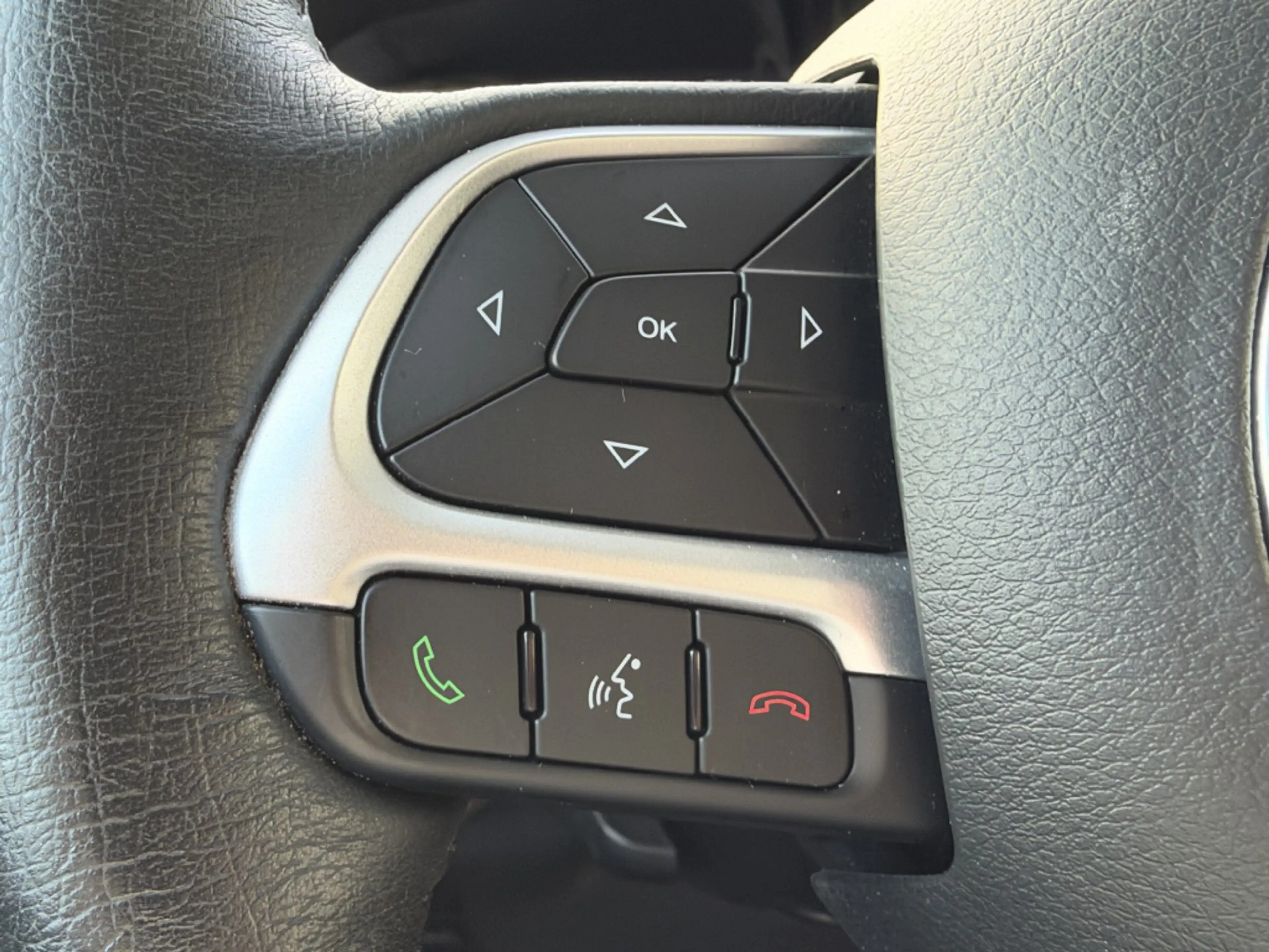 Jeep Renegade 1.5T e-Hybrid 130 PK Altitude | Navi | LED | Carpl — photo 12