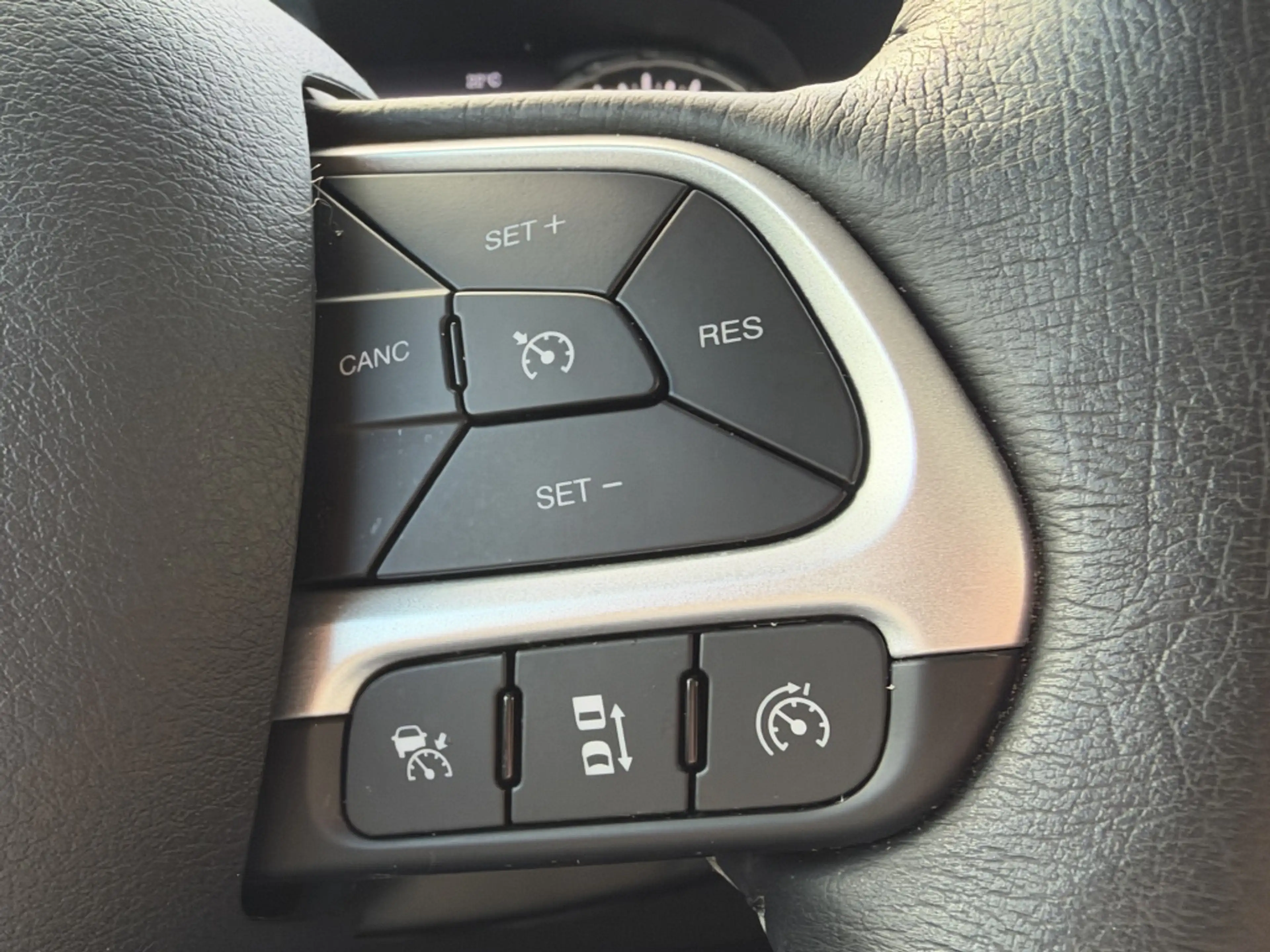 Jeep Renegade 1.5T e-Hybrid 130 PK Altitude | Navi | LED | Carpl — photo 13