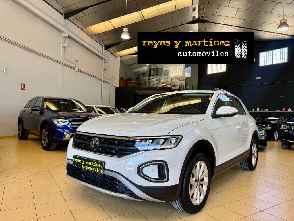 Volkswagen T-Roc 1.5 TSI Life DSG7 110KW - foto 1
