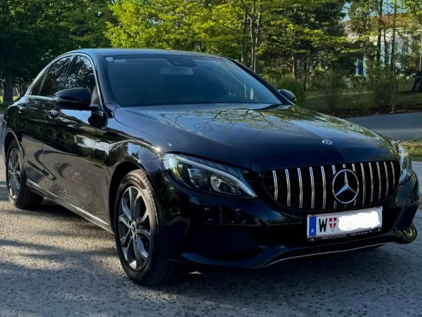 Mercedes-Benz C 200 C 200 d Avantgarde Aut. Avantgarde Schwarz - 1