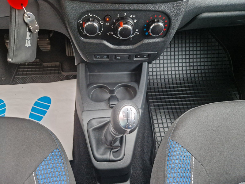 Dacia Dokker TCe130 GPF Stepway Plus 1.HD/NAVI/SHZ/CAM — photo 12