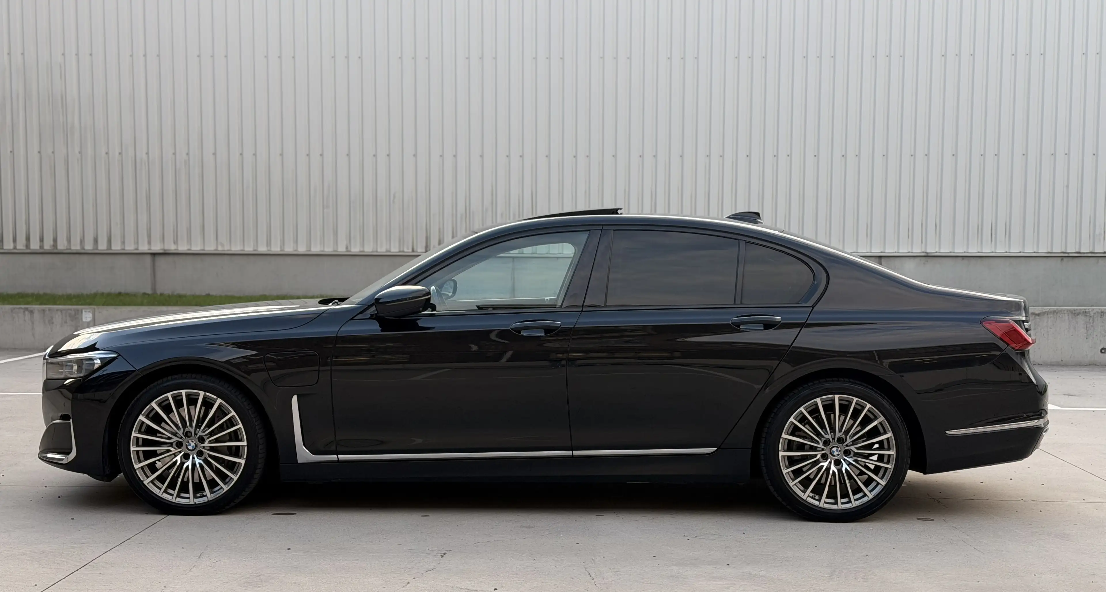 BMW 745 INDIVIDUAL | BOWERS & WILKINS • MASSAGE • LASER — photo 2
