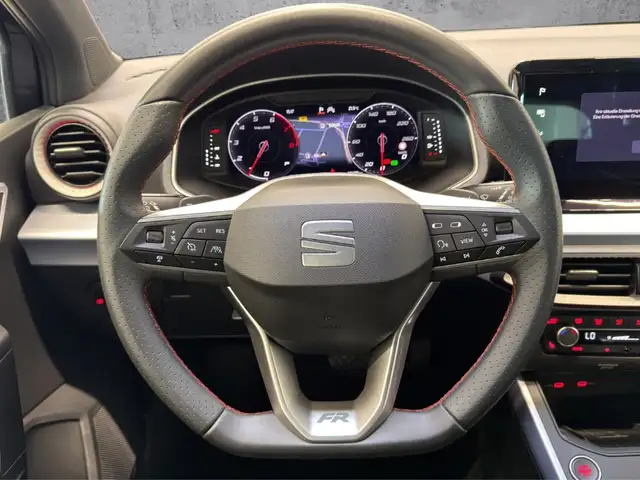 Seat Arona view 12