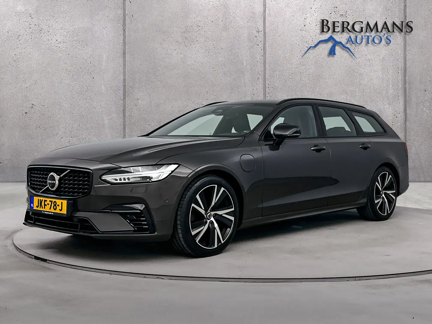 Volvo V90 - 2.0 T6 AWD Inscription Exclusive // OPENDAK // Grijs - 1