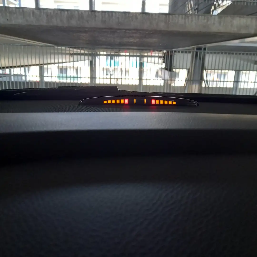 Mercedes-Benz B 180 Style Comfort Schwarz - 1