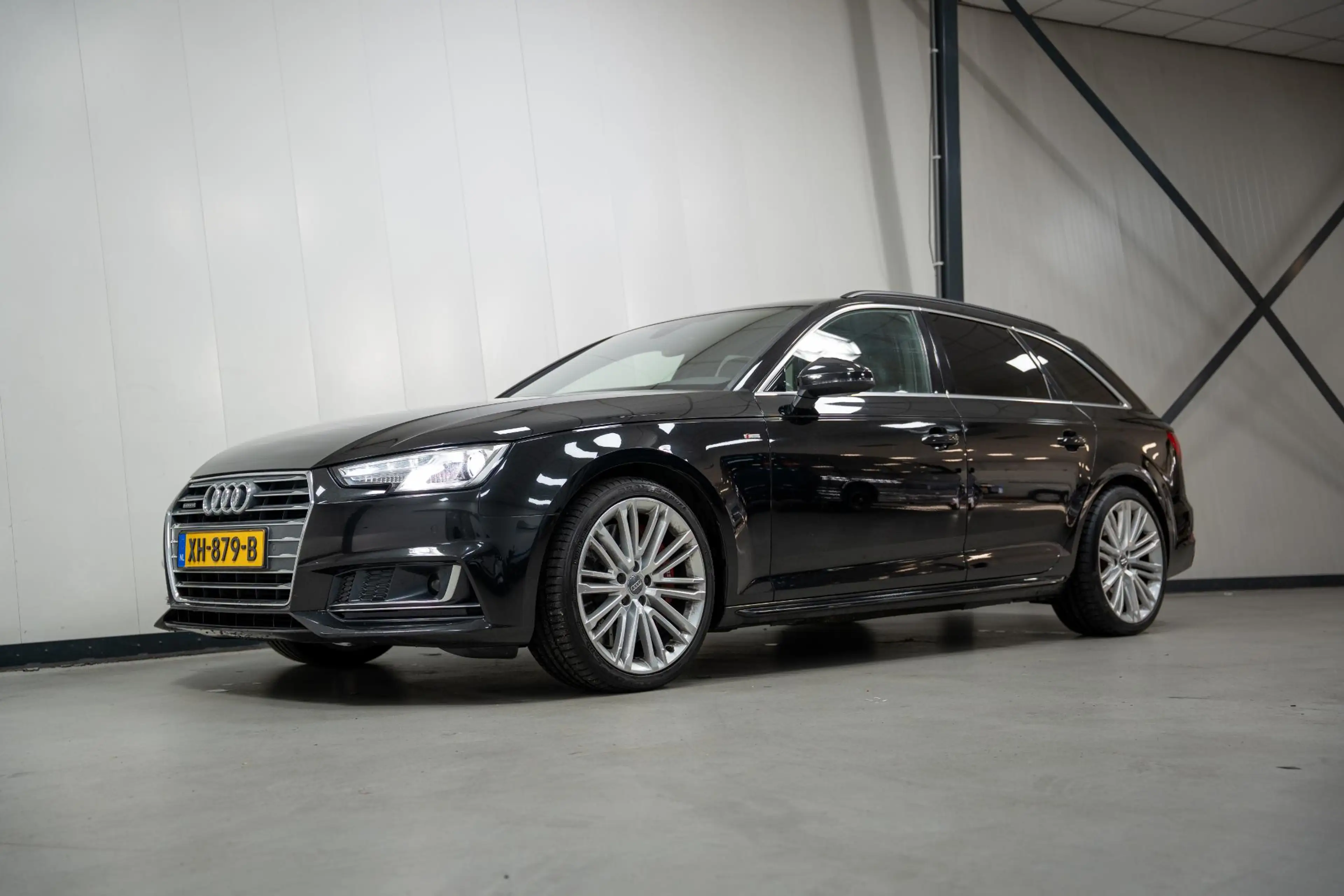 Audi A4 Avant S-LINE*375PK*CARBON*PASS. DISPLAY*RS6 REMMEN — photo 41