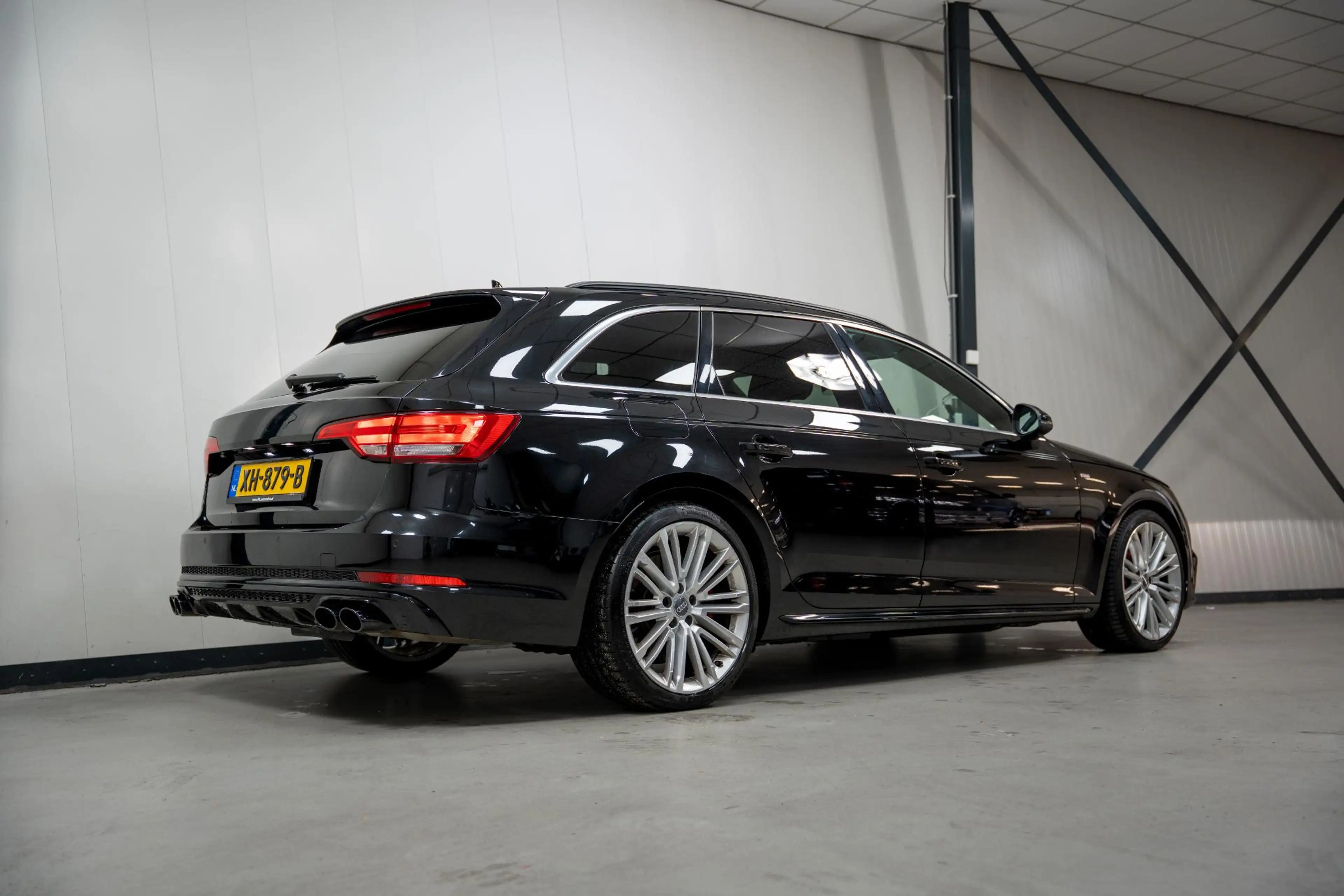 Audi A4 Avant S-LINE*375PK*CARBON*PASS. DISPLAY*RS6 REMMEN — photo 27