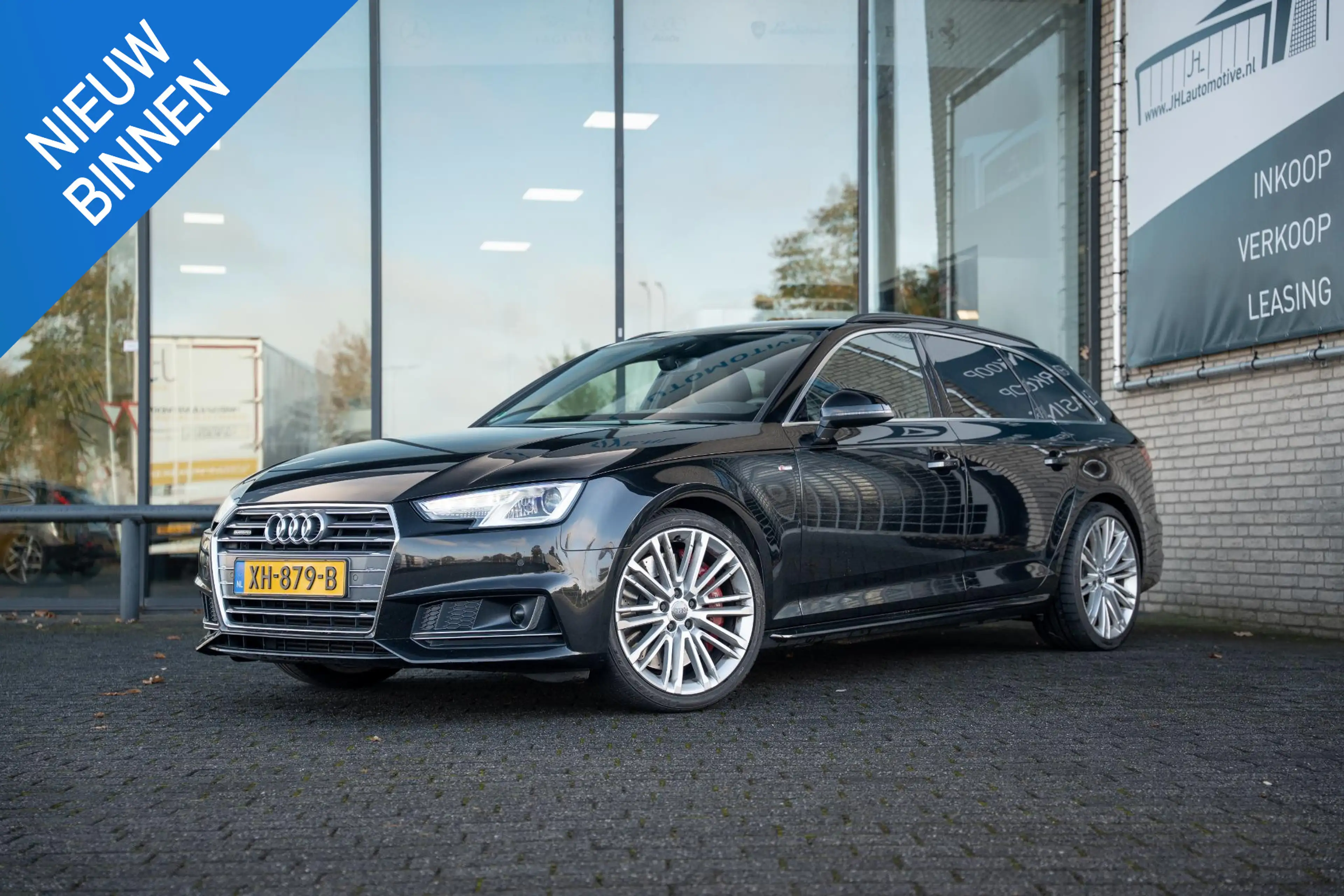 Audi A4 Avant S-LINE*375PK*CARBON*PASS. DISPLAY*RS6 REMMEN