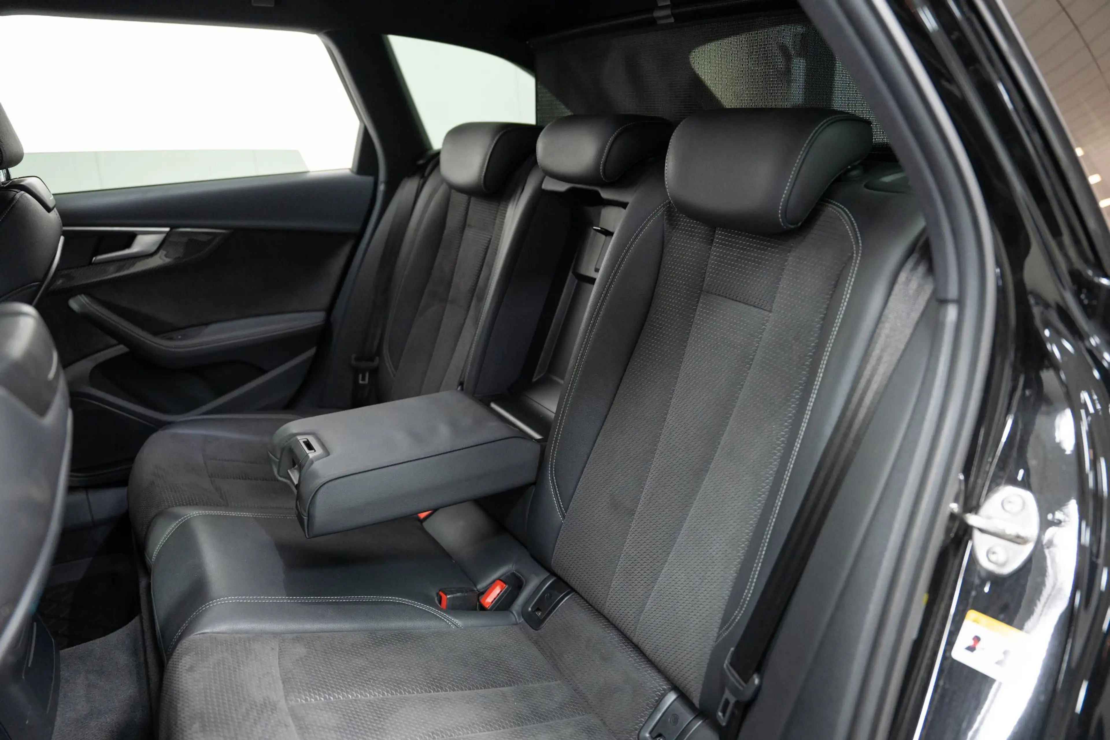 Audi A4 Avant S-LINE*375PK*CARBON*PASS. DISPLAY*RS6 REMMEN — photo 26