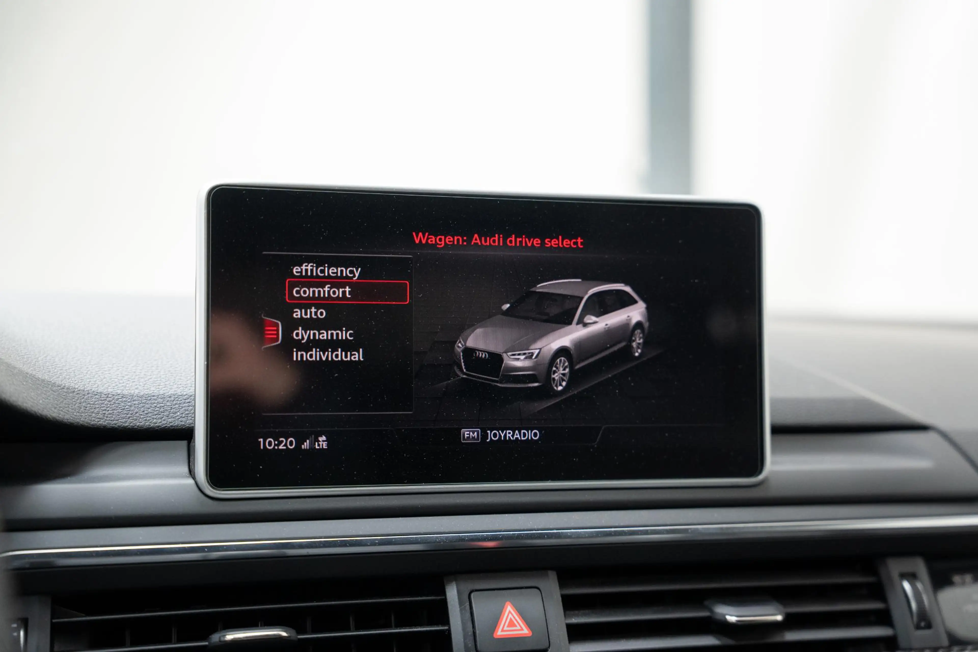 Audi A4 Avant S-LINE*375PK*CARBON*PASS. DISPLAY*RS6 REMMEN — photo 30