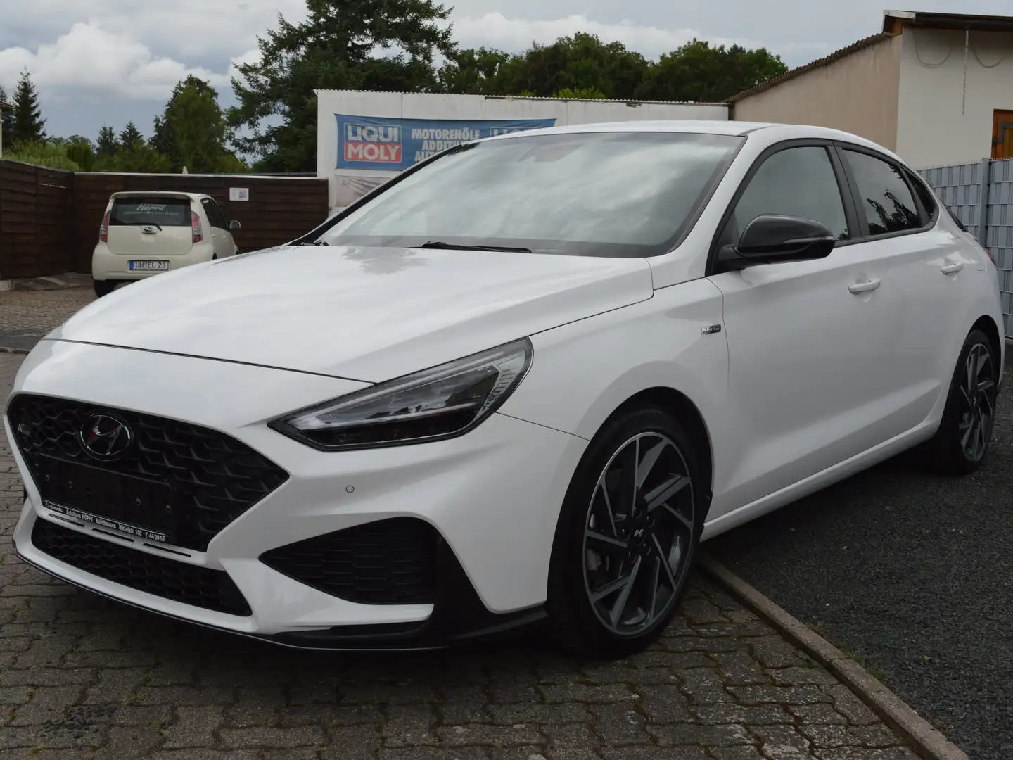 Hyundai i30 1.5 T-GDI 48V-Hybrid DCT N-Line Wit - 1