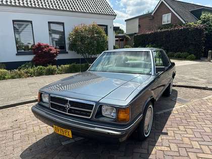Dodge Aries 2.2 LE Coach