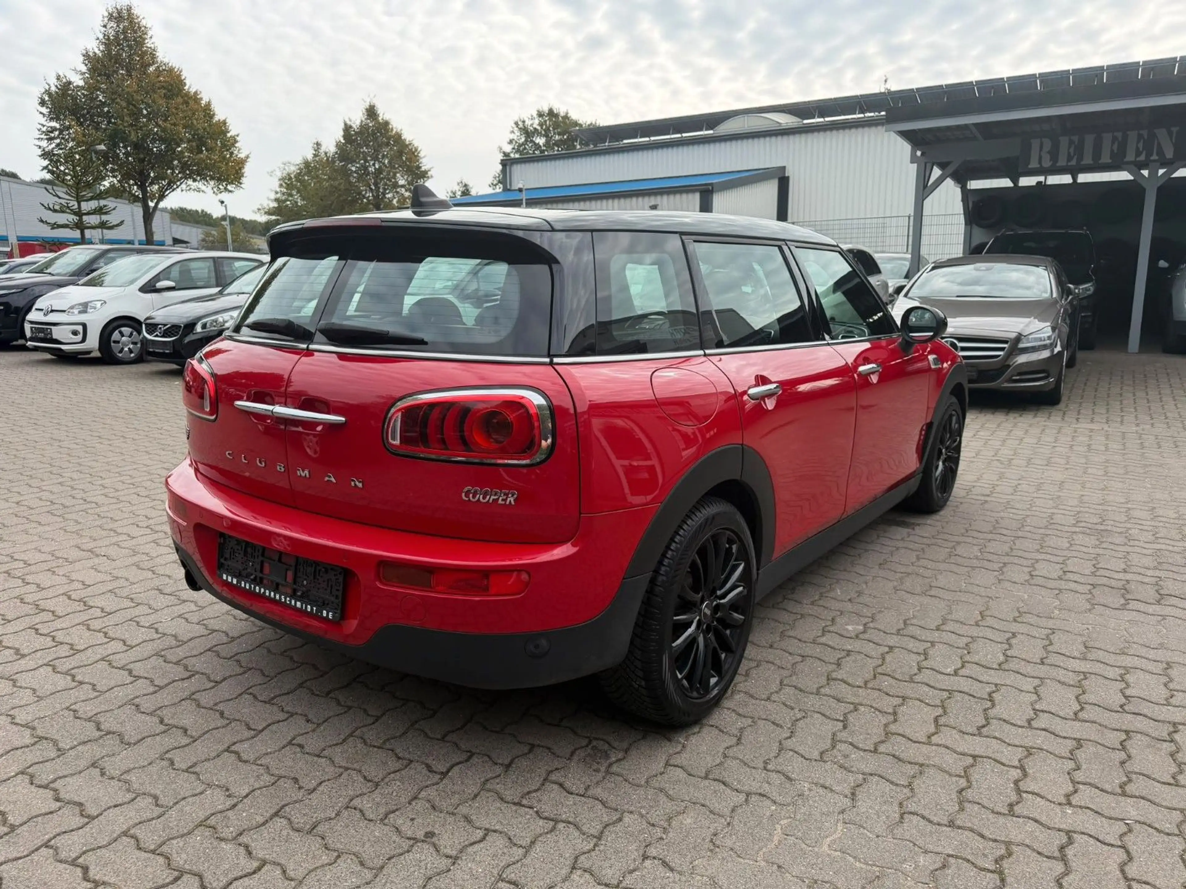 MINI Cooper Clubman COOPER CLUBMAN TEMPOM°PANO°SITZHZ°NAVI°SH! — photo 4