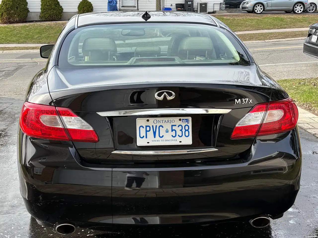 Infiniti M снимка Infiniti M